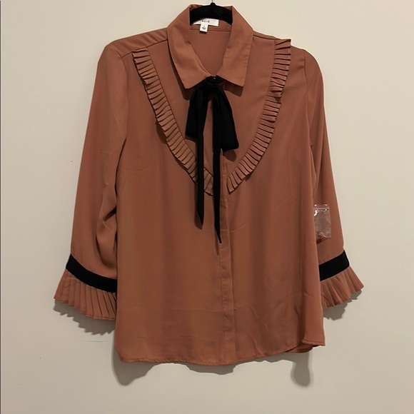 mine Tops - Mine size L  woman Orange Flutter Sleeve Blouse with Ruffled Tie Front